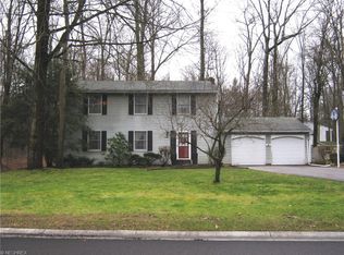 12 Marwyck Dr, Northfield, OH 44067