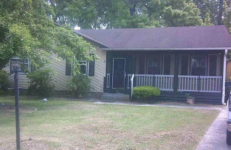 1st image of 238 Stonebrook Dr