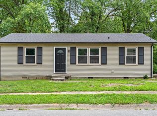 660 Evergreen Park Dr, Hopkinsville, KY 42240