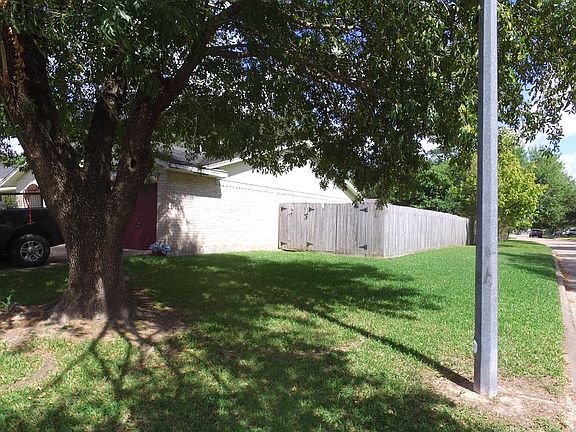 4th image of 14402 Cypress Branch Dr