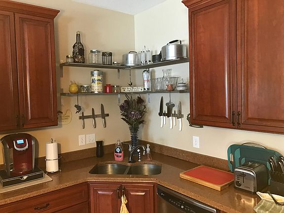 3rd image of 5733 Brent Ave #5733