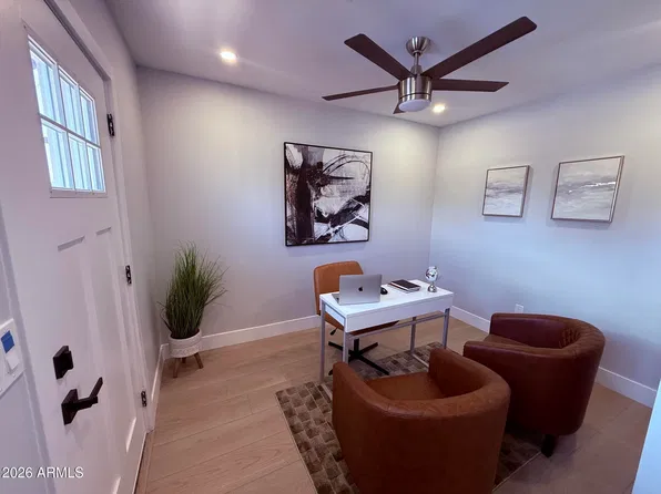 11021 N 44TH Street, Phoenix, AZ 85028