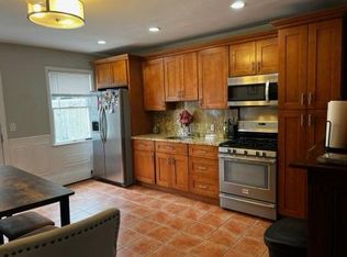 18 City Point Ct, Boston, MA 02127