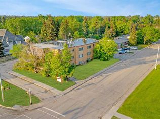 9932 105th Ave #106, Grande Prairie, AB T8V 1G9