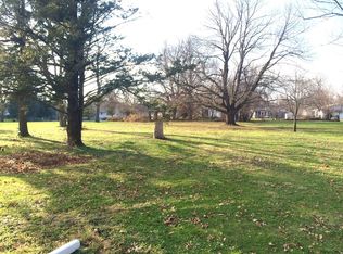 1327 Spencer St, Grinnell, IA 50112