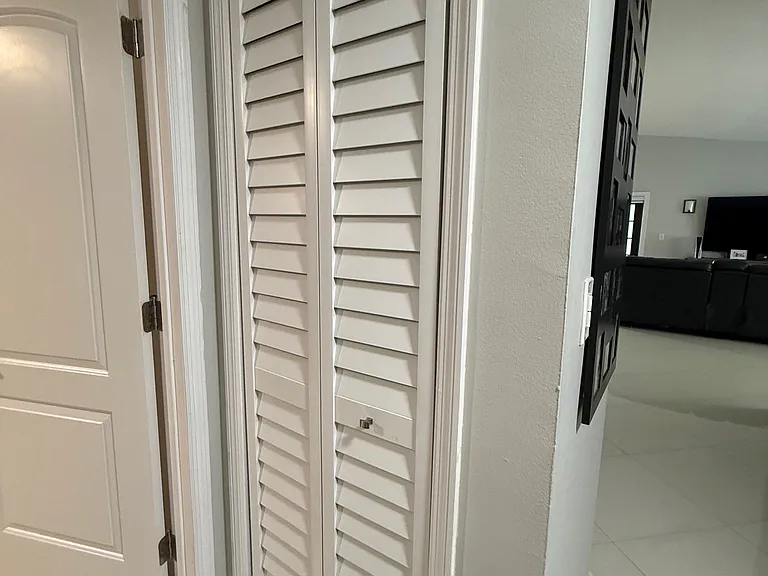 10009 SW 26th Ter — Photo 13