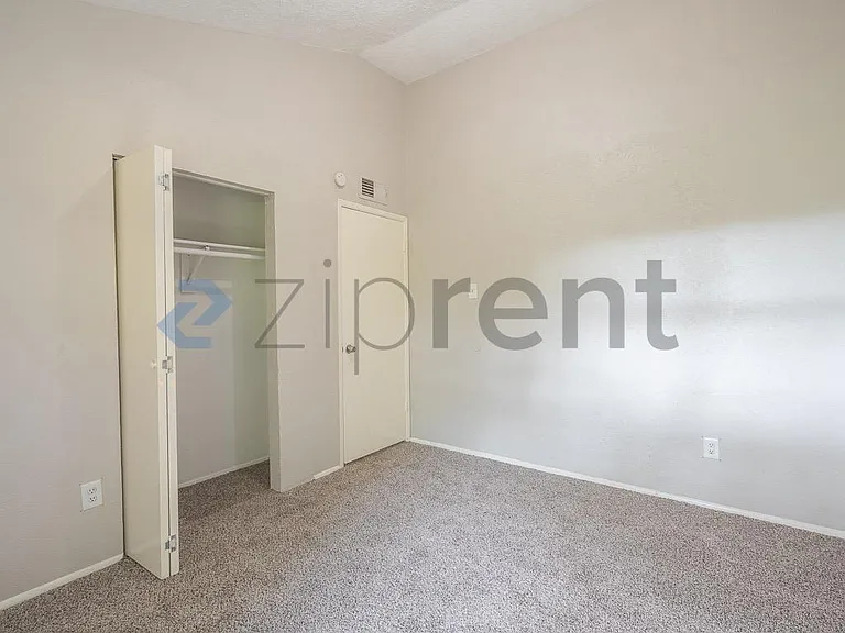 24022 Four Sixes Ln — Photo 16