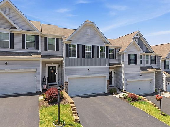 2nd image of 2505 Canterbury Dr