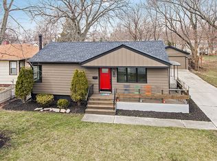 6518 Riverside Dr, Tinley Park, IL 60477