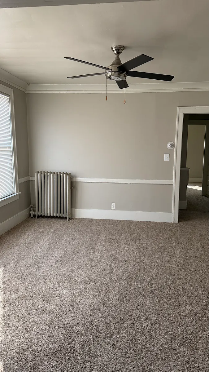 Building Photo - 5301 Burns St #2