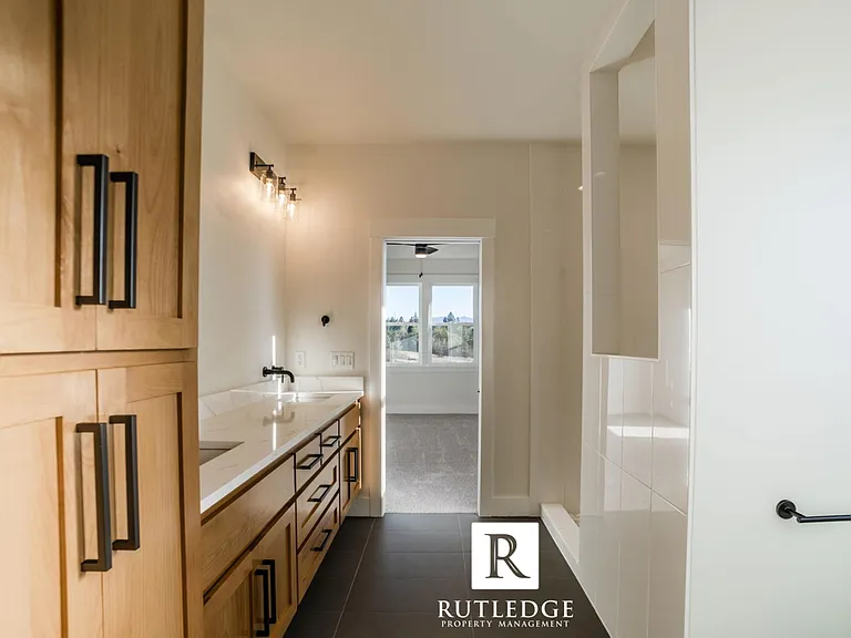3282 Sky Way — Photo 12