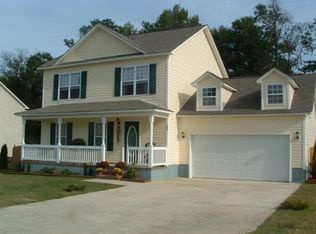 402 N Wimington St, Richlands, NC 28555