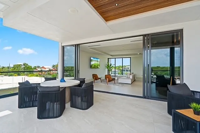 16 S Exuma Rd — Photo 9