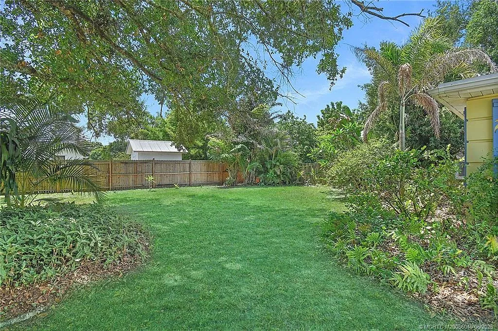 1 bed, 1.0 bath, 468 sqft, $1,600 — Photo 2
