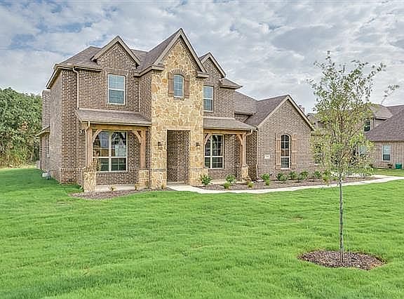2nd image of 7215 Sussex Ln