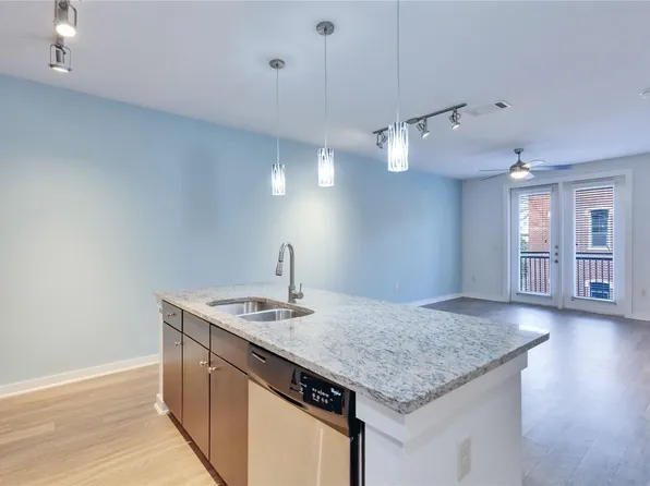 1900 Barton Springs Rd Unit 3039, Austin, TX 78704