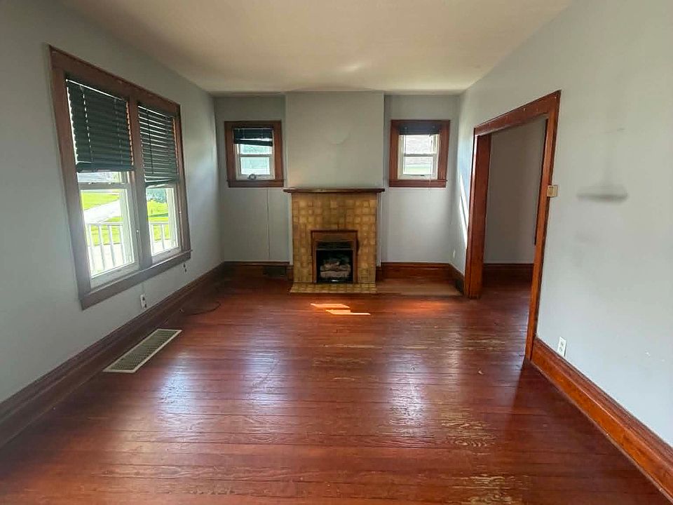 1st image of 1007 27th St