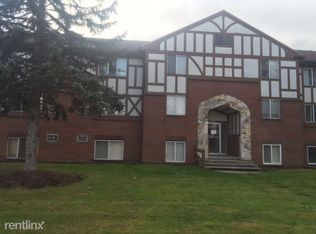 5739 Dorr St APT 208, Toledo, OH 43615