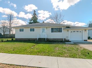 30224 Regent Rd, Wickliffe, OH 44092