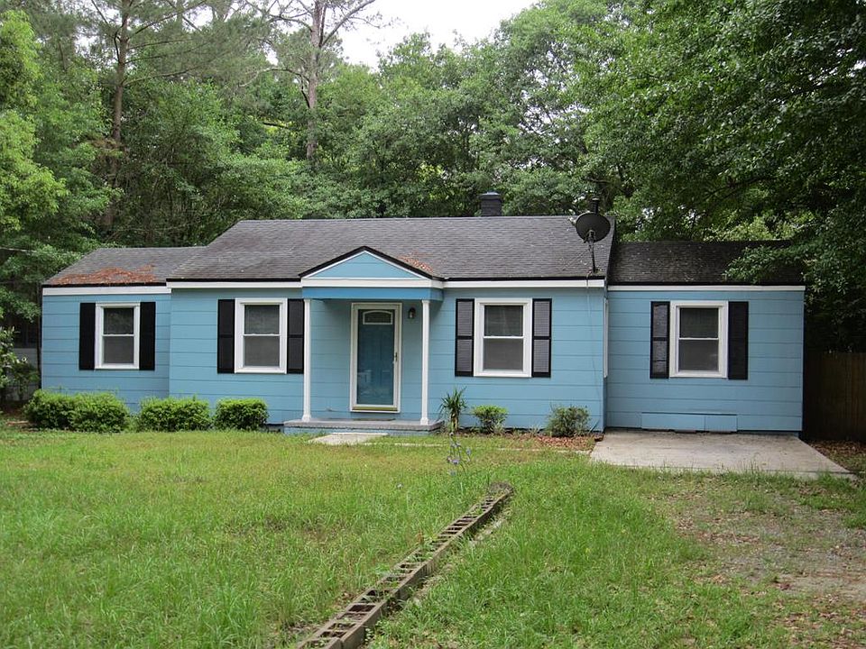 1st image of 1606 Beauford Pl