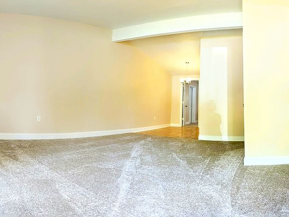 2nd image of 725 Forrest Dr