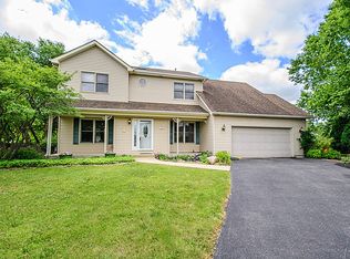 440 Pheasant Chase Dr, Bolingbrook, IL 60490