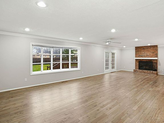 5th image of 7926 Dunview Ct