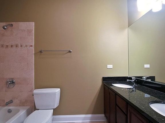 5th image of 2046 W Hood Ave APT 3B