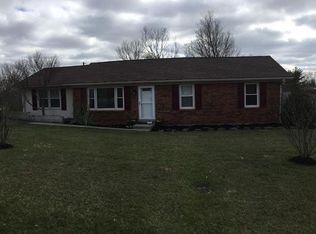 605 Keeneland Dr, Bardstown, KY 40004