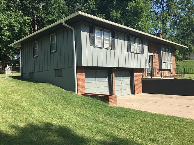 1st image of 2809 N 73rd Pl