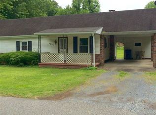 305 W 7th St, Benton, KY 42025