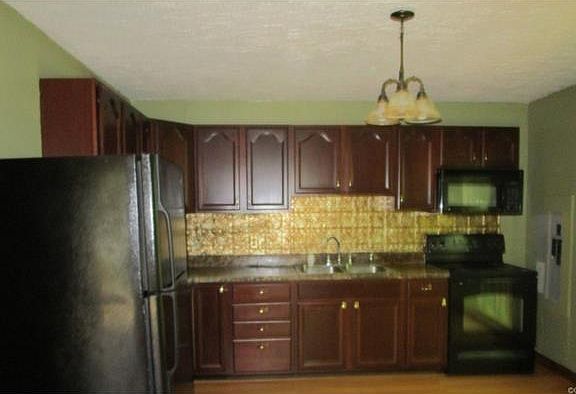 5th image of 2502 N Waterside Dr