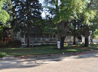 504 E 10th St, Goodland, KS 67735