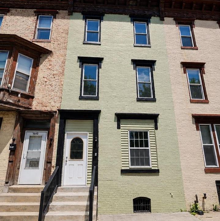 1st image of 1642 Market St