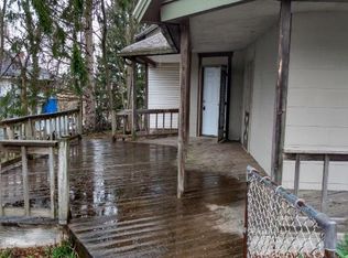 864 E Main St, Springfield, OH 45503