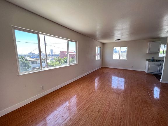 3rd image of 441 Savoy St APT 2