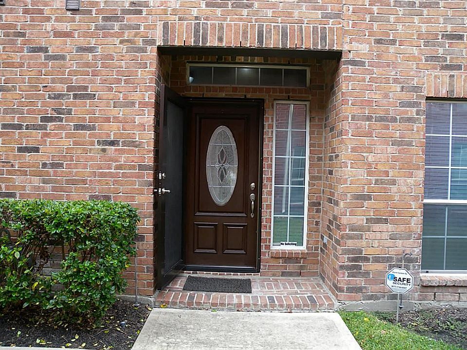 1st image of 10932 Chazenwood Dr