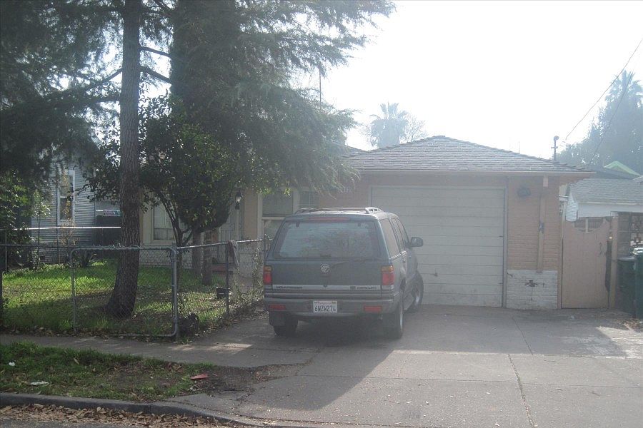 1st image of 1412 Pinchot St