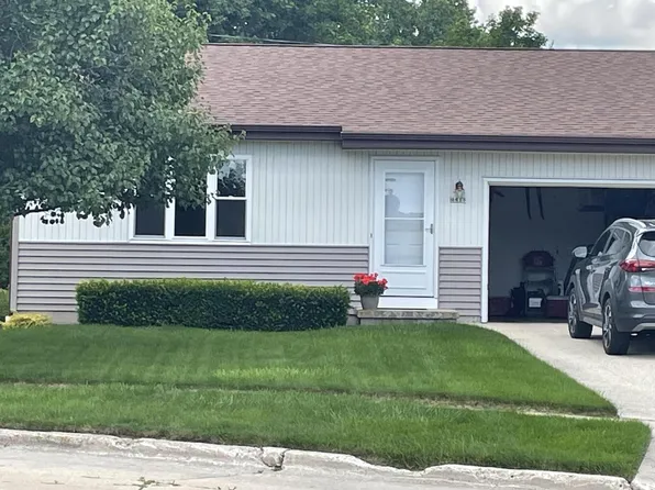 4418 Knuell COURT, Manitowoc, WI 54220