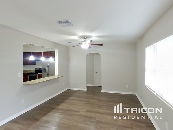 4th image of 1576 Bonair St