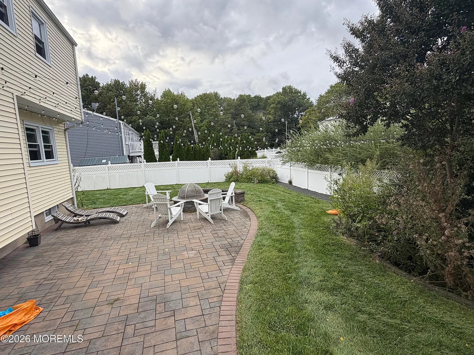 4 bed, 2.5 bath, 2198 sqft, $5,000 — Photo 3