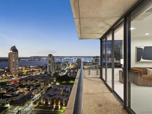 700 Front St #2204-2205, San Diego, CA 92101