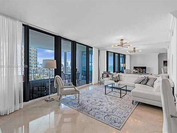 4th image of 1500 Ocean Dr APT 704
