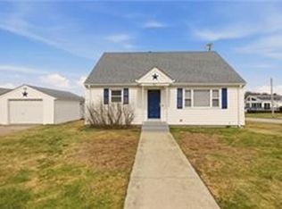 92 Brackett Ave #R, Tiverton, RI 02878