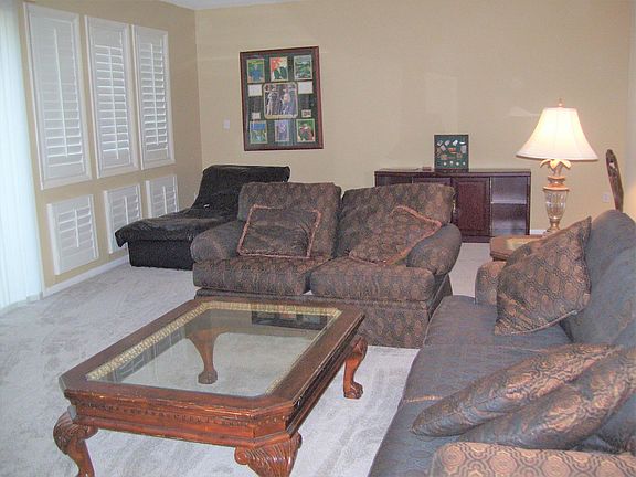 2nd image of 8 Dame Kathryn Dr
