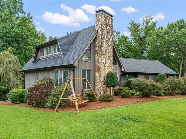 4763 Pineview Dr, Trinity, NC 27370