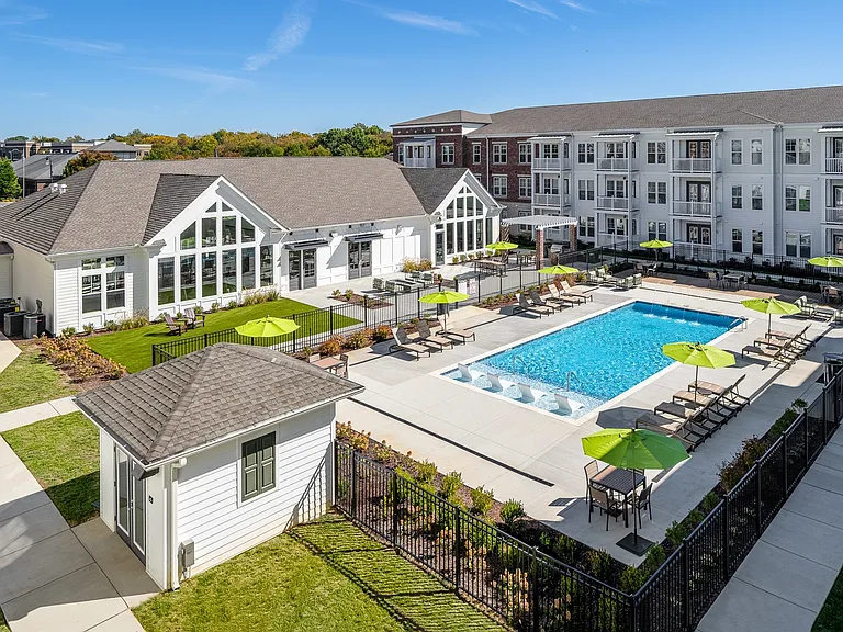Album Indian Lake- 55+ Active Adult Apartments — Photo 7