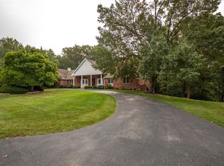 11033 Chateau Chura Dr, Saint Louis, MO