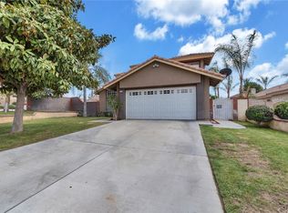 1208 Reyes Hernandez Jr Ln, Colton, CA 92324