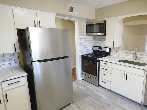 2nd image of 6108 Balboa St #29J
